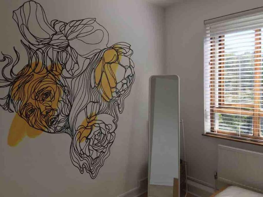 Super-Convenient, 3 Mins To Kings Cross Appartement Londen Buitenkant foto
